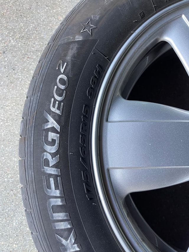 Llantas Originales Mini 175 / 65 R 15" 