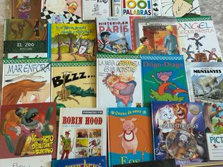 Lote de cuentos infantiles.