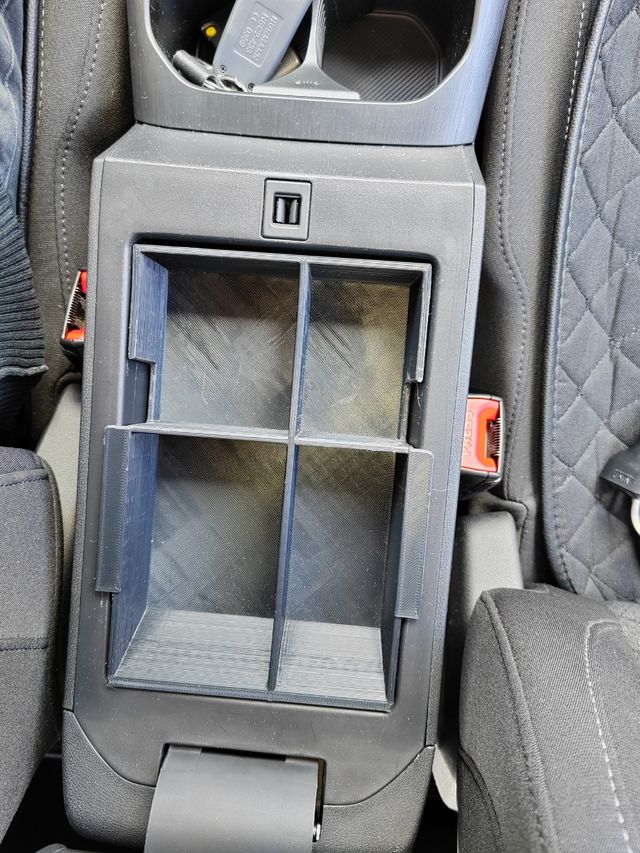 Cajón separador MG ZS Hybrido