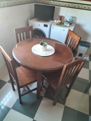 Mesa comedor y sillas