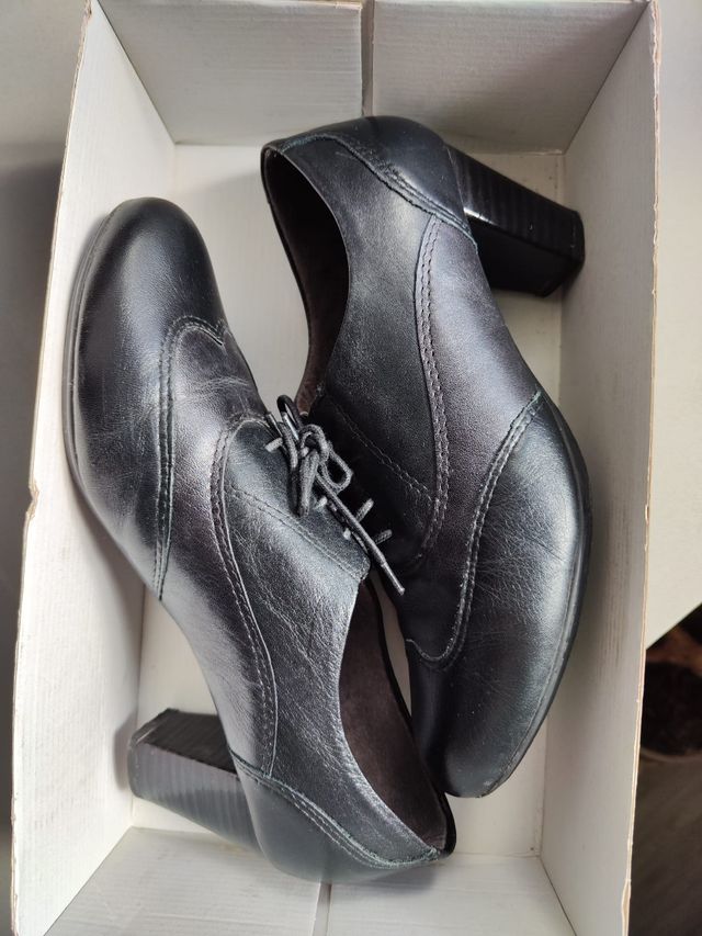 Zapatos de tacón de piel - pitillos- talla 39