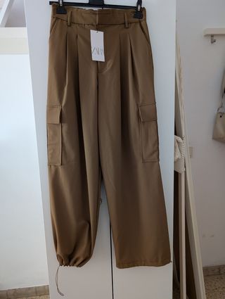 Pantalón cargo Zara nuevo
