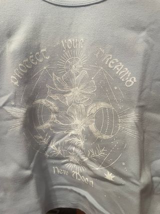 Camiseta cropped Bershka azul