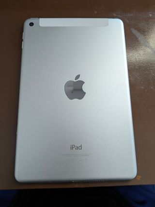 iPad mini 4 Plata - 64GB - SIM LTE