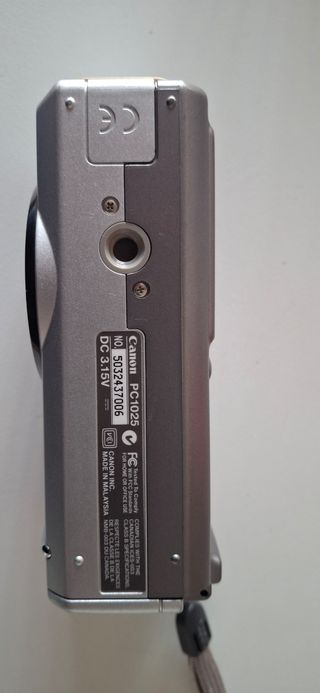 Canon PowerShot A200 - 2.0 Megapixel