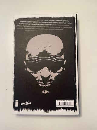 Comics The Walking Dead. Tomos 1, 2, 3 y 4.