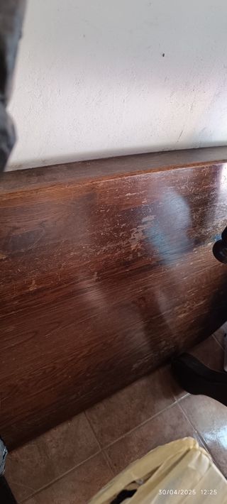 Mesa de roble maciza antigua