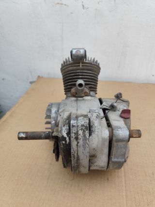Motor Derbi automático