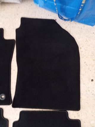 Alfombrillas Toyota Corolla touring 2025