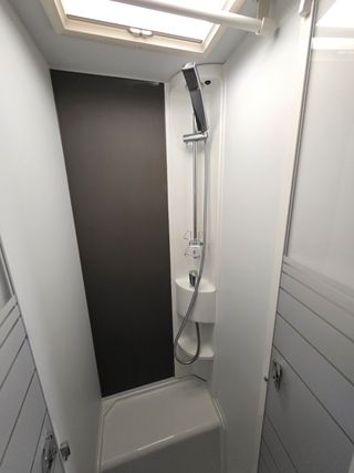 ADRIA MATRIX AXESS M 670 SL