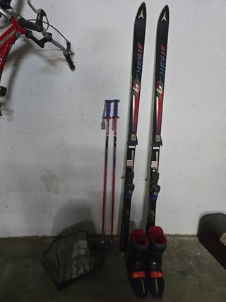 Esquís Atomic + Botas Salomon