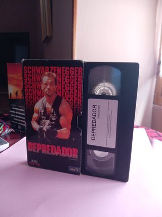 Pelicula VHS DEPREDADOR