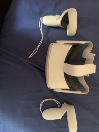 Meta Quest 2 + Funda gris para transportarla