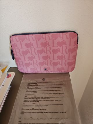 Funda La Petite Robe portátil