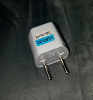 Adattatore universale per presa di corre