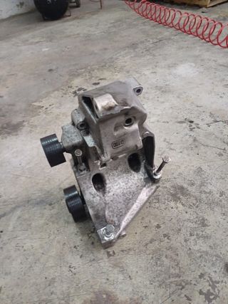 Soporte alternador BMW