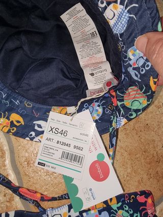 Bañador y gorrito bebe niño