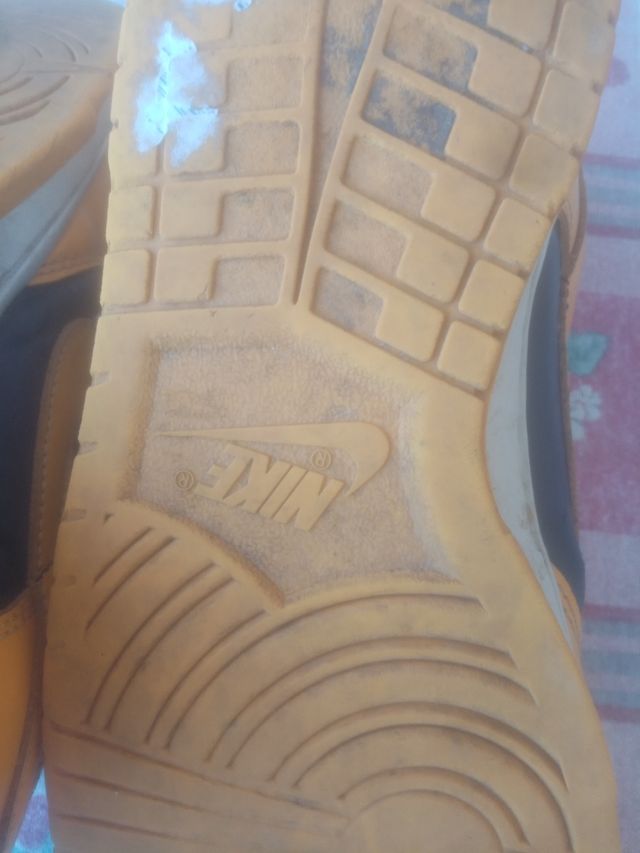 Nike Dunk Low - Scarpe gialle e nere