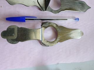 2 Tagliauova vintage in metallo