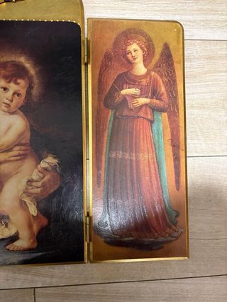 Tríptico religioso madera dorada