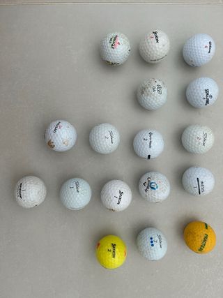 17 pelotas golf usadas