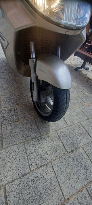 Piaggio x8 125