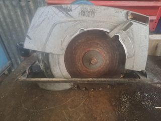 Maquina de cortar madera profesional