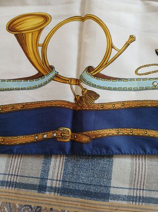 FOULARD