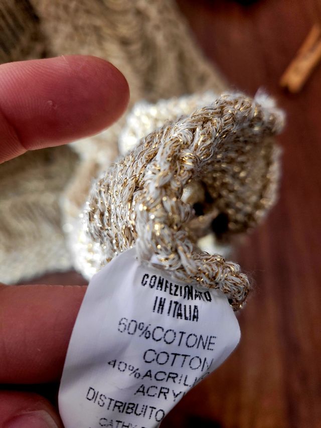 Poncho corto dorado mujer oversize