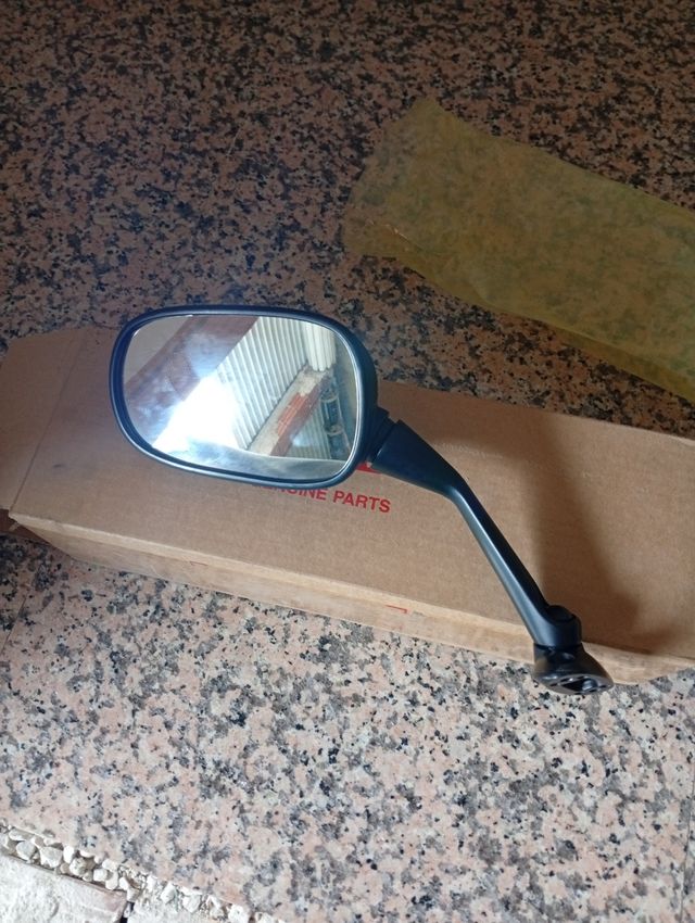 Espejo Honda NTV 700 Izquierdo