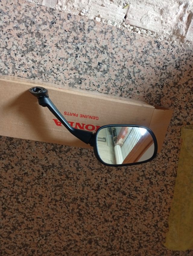 Espejo Honda NTV 700 Izquierdo