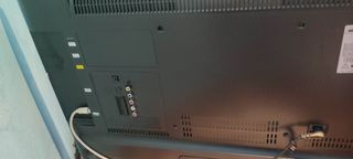 TV 32 pulgadas aproximadamente.