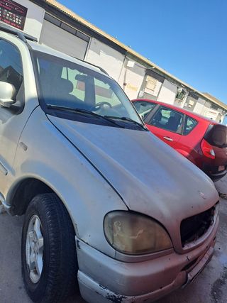 Mercedes-Benz Clase M 2002