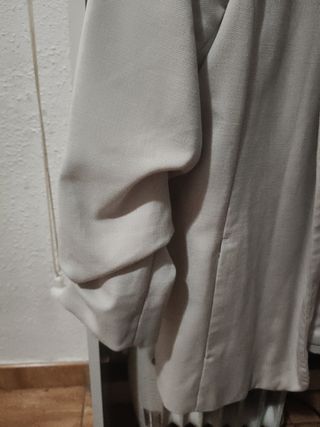Blazer blanco roto