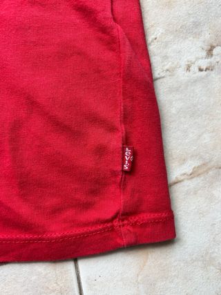 camiseta levis