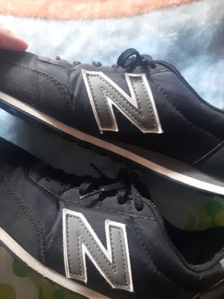 NEW BALANCE TALLA 42