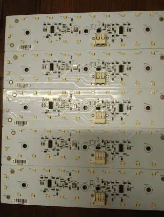 Illuminazione led alluminio più alimentatore 24v