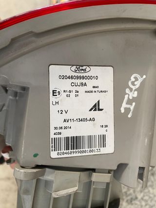 Piloto Ford B MAX (aleta)