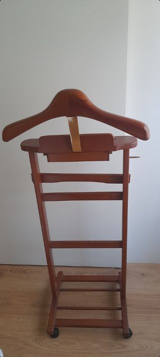 Antigua Perchero, GALÁN de Noche