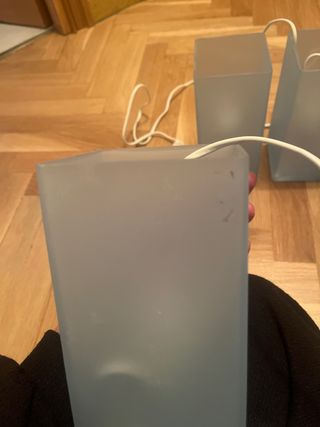 Cuatro lámparas ikea con bombilla