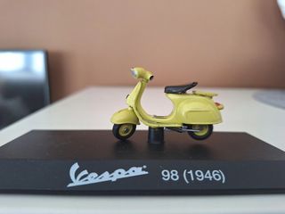 Vespa Miniatura Coleccion