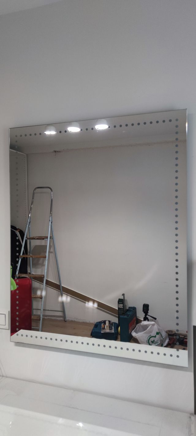 Espejo con LED 80x100cm