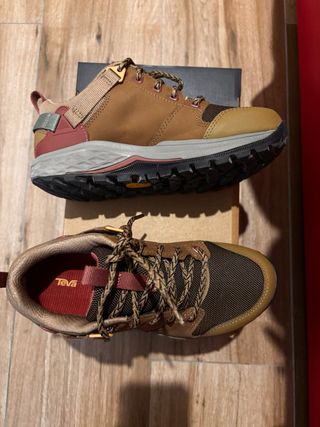 Zapatillas montaña Teva