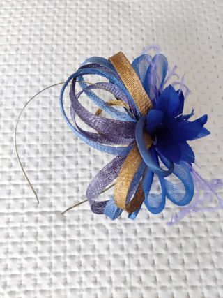 TOCADO DE FIESTA AZUL-DORADO