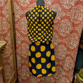 Conjunto falda y blusa 