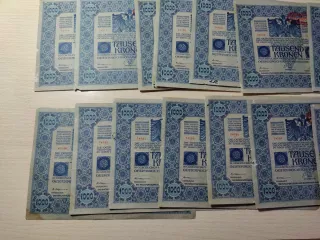 L63* Lote 14 billetes Austria