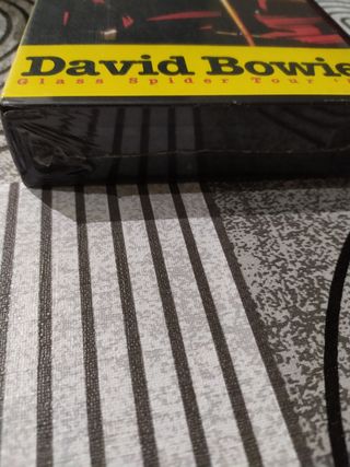 VHS David Bowie Glass spider. Sigillata