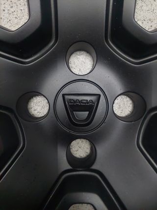 Tapacubos original Dacia