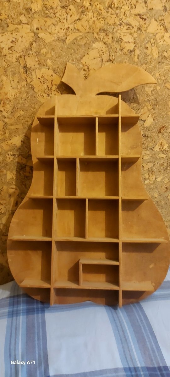 Bacheca in legno vintage per miniature