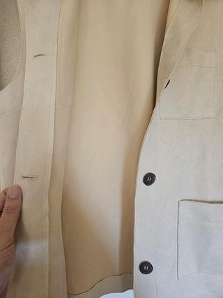 Chaqueta sin mangas de Zara. Talla S